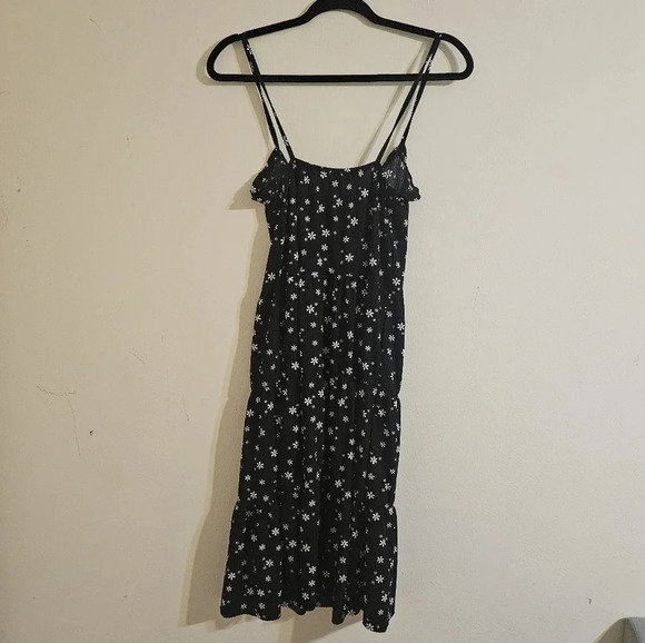 Ambar Floral Sundress - Picture 2 of 6